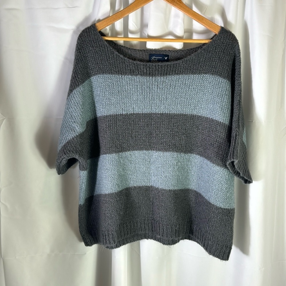 American Eagle Gray/Blue‎ sweater XL